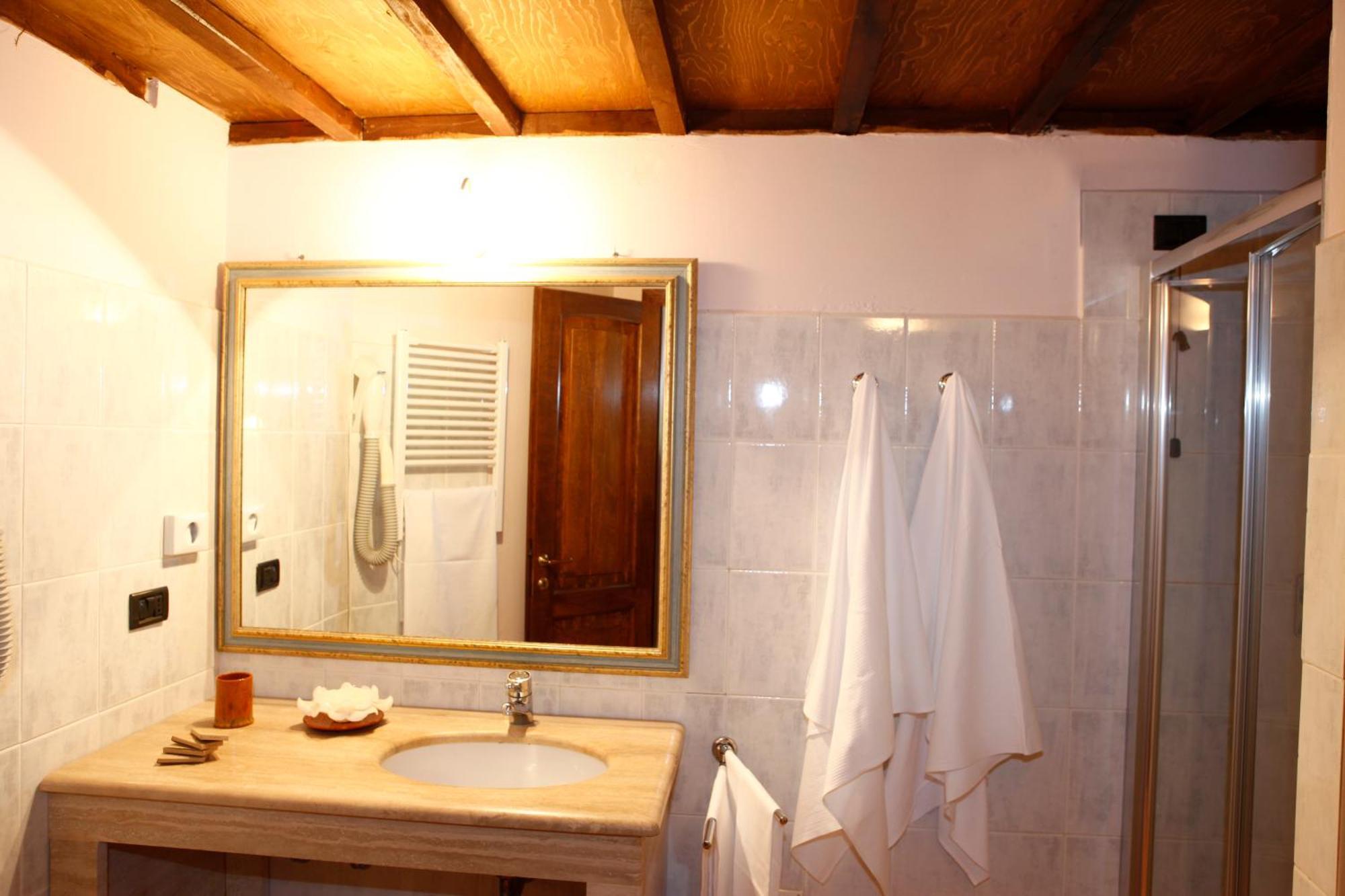 Il Poggio Dei Pettirossi Casa de hóspedes Bevagna Quarto foto